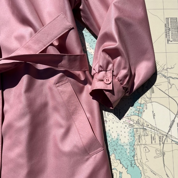 Vintage Pink Belted Eaton’s Jacket with Scarf - Picture 3 of 10